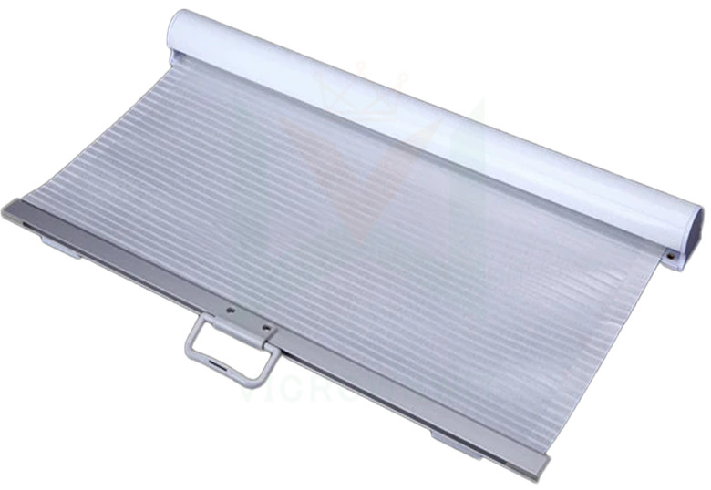 Durable Permeable Night Curtain for Horizontal Showcase in Shops (VPNC4)