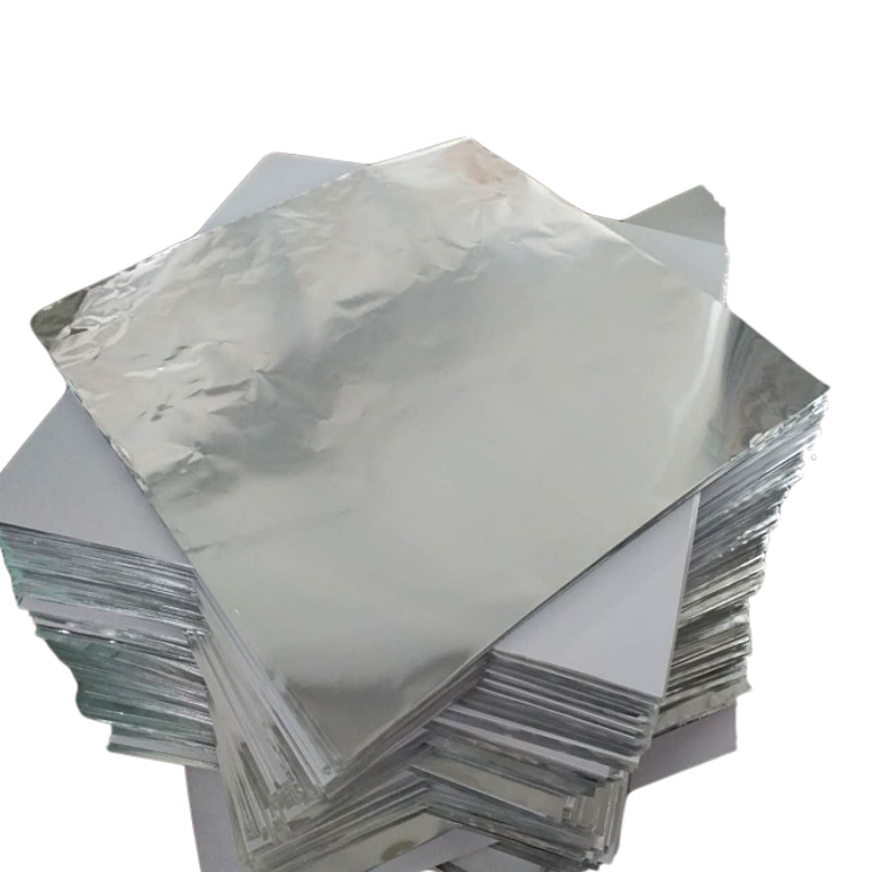 Glossy Aluminium Foil Sheet for Kitchen Wraps & Baking in Different Size