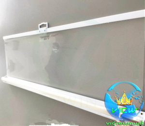 Perforated Crystal-Clear Scratch-Resistant Plastic Night Curtain for Grocery Store Open Coolers