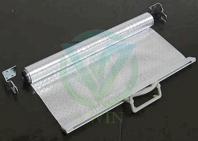 Easy Installation on & Off Operate Customized Night Blind for Refrigerated Cabinet