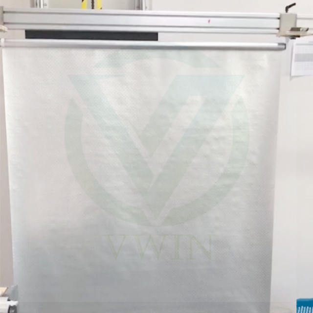 Tear-resistant breathable automatic night cover for refrigerated display cabinets, durable roller blind main image