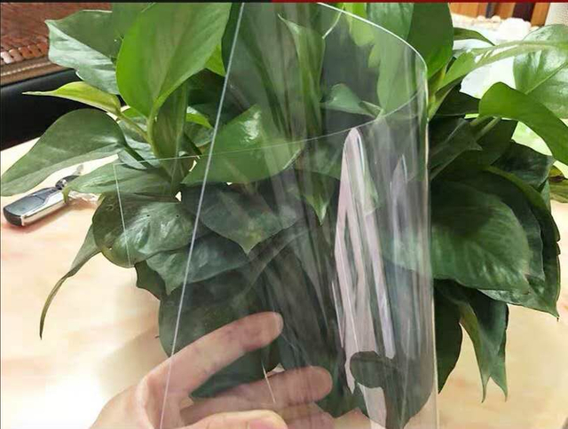 Retrofit-Friendly Durable No-Punch Plastic Night Cover for Existing Refrigeration Units