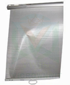 Fully closed opaque blind on vertical case, maximizing energy efficiency.