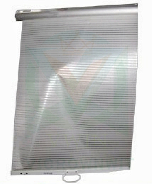 Fully closed opaque blind on vertical case, maximizing energy efficiency.